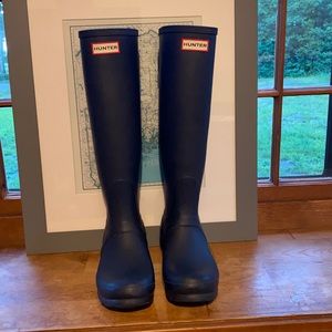 Hunter Women’s Tall Back Adjustable Rain Boots